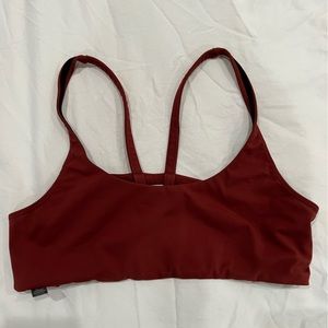 Vuori sports bra